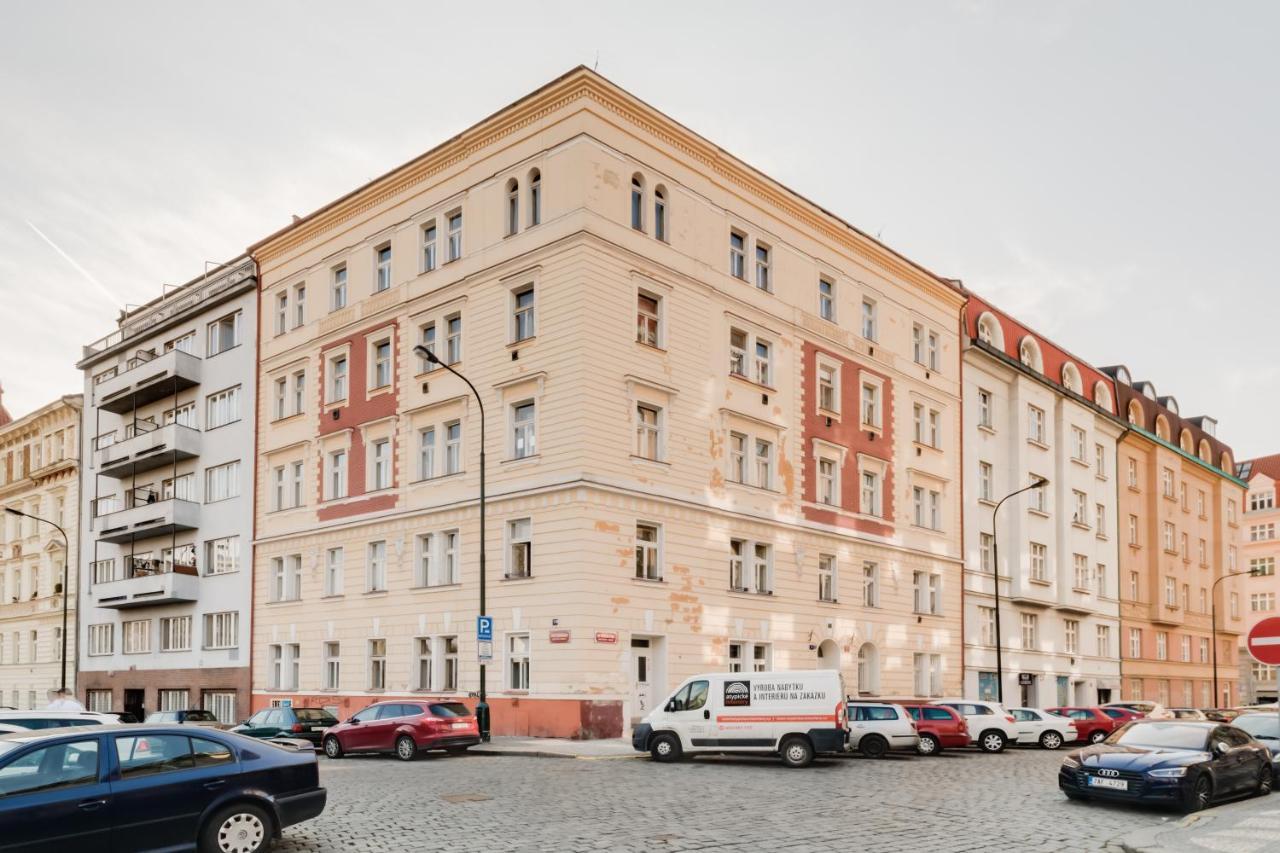 Riverside Cr Apartment Prague Exterior photo